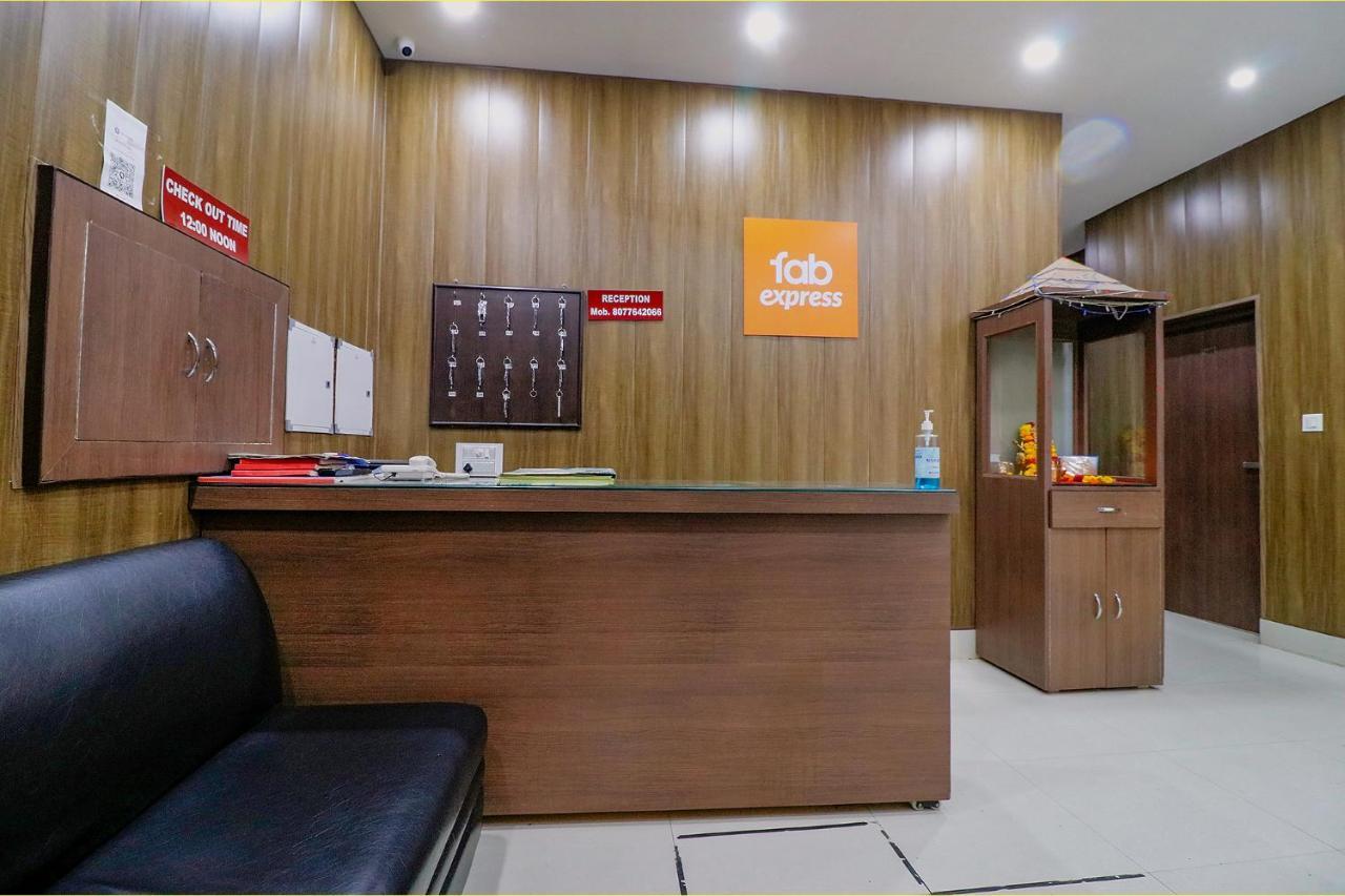 Fabexpress Kartikey Inn หริทวาร ภายนอก รูปภาพ